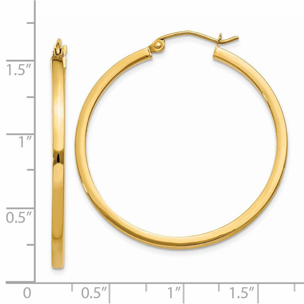 14K Gelbgold 2mm Quadratisch Röhre Creolen