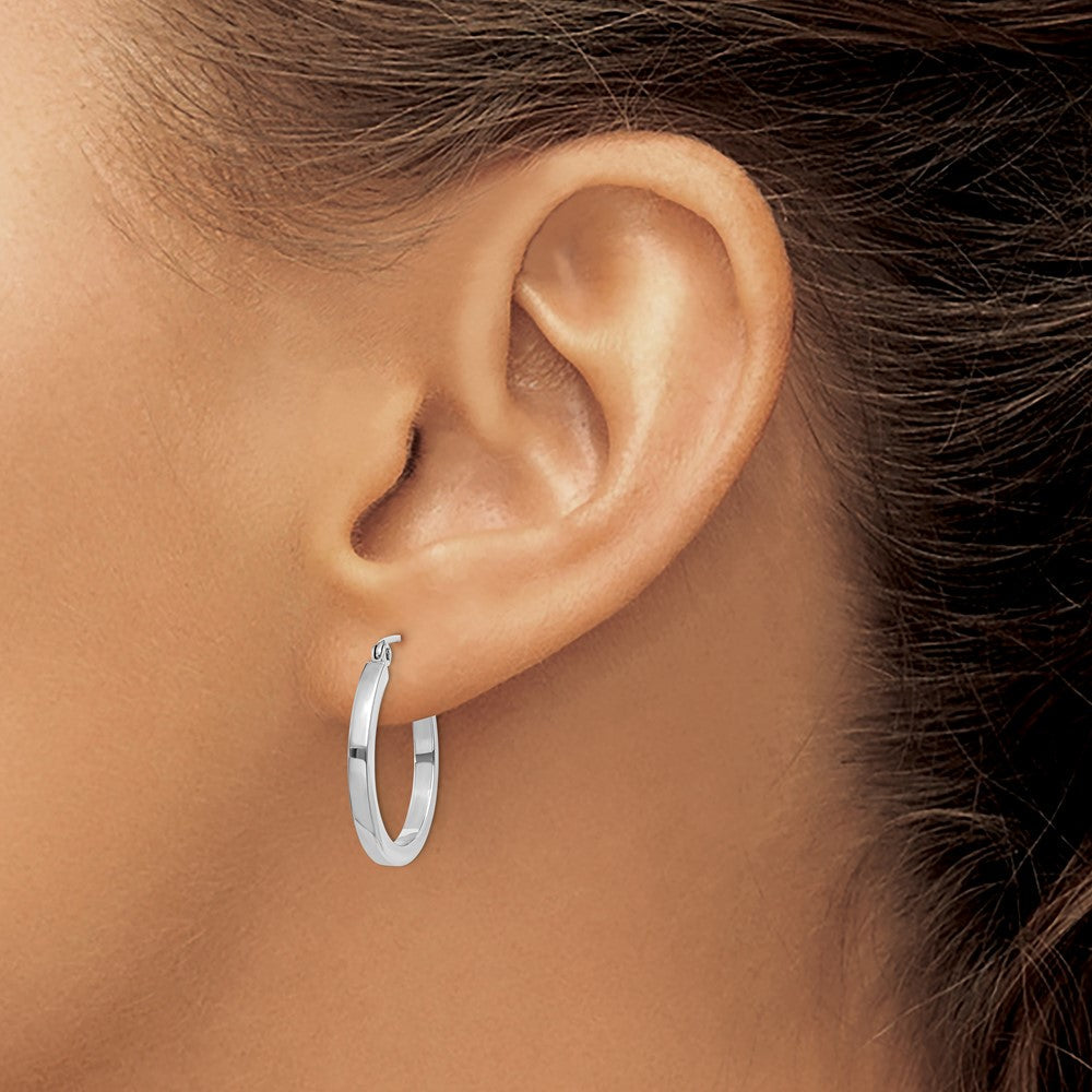 14K Weißgold 2mm Quadratisch Röhre Creolen