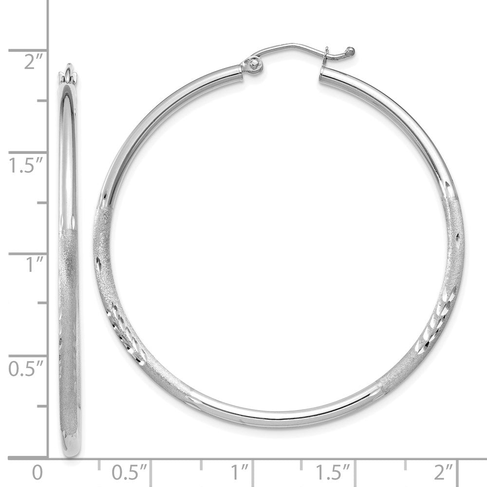 14K Weißgold Satiniert und Diamantiert 2mm Rund Creolen