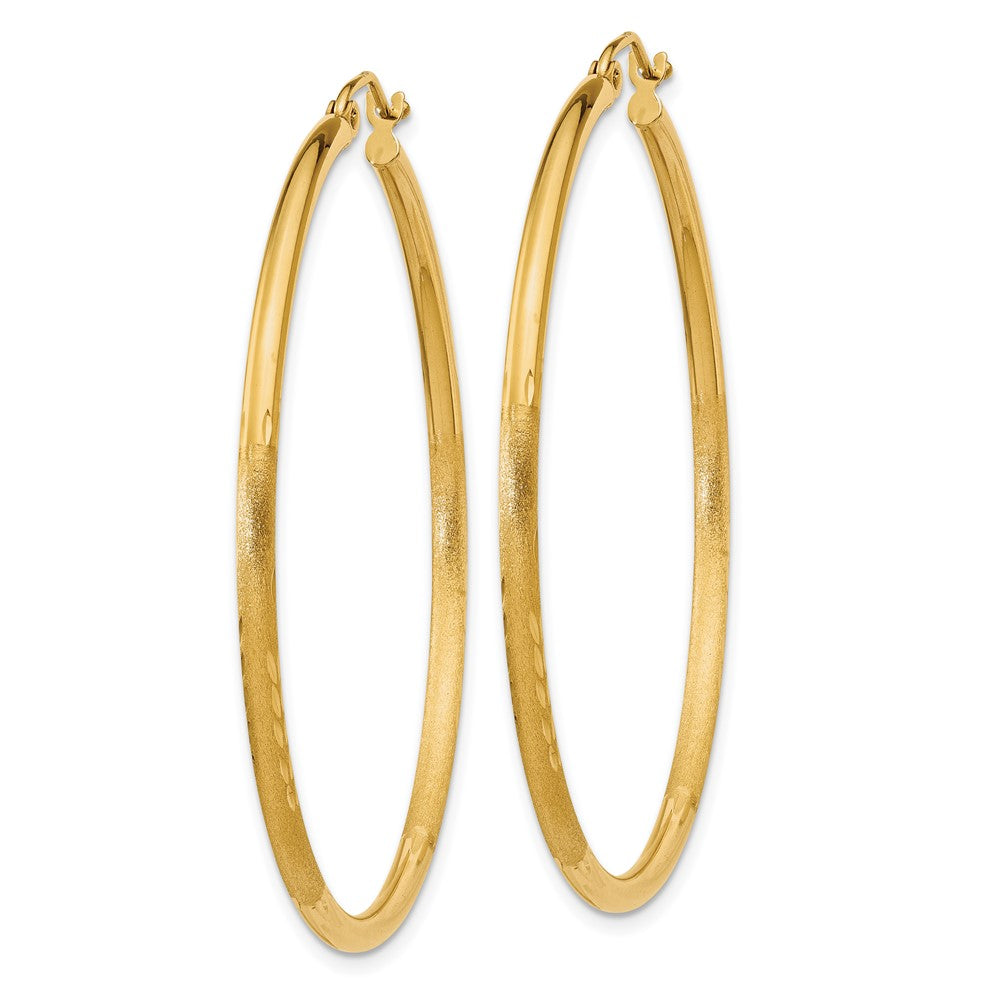 14K Gelbgold Satiniert und Diamantiert 2mm Rund Röhre Creolen