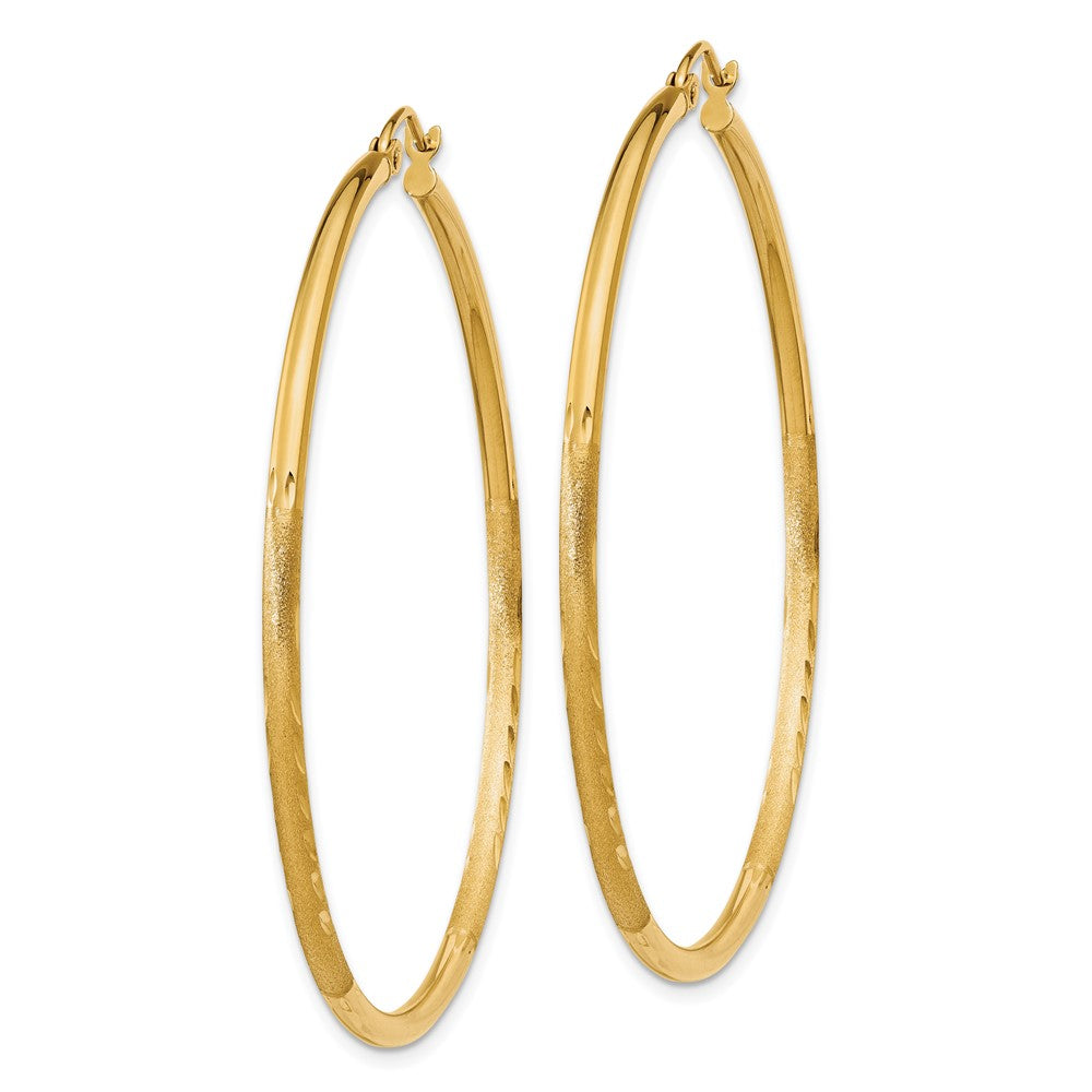 14K Gelbgold Satiniert und Diamantiert 2mm Rund Röhre Creolen