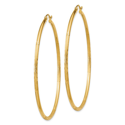 14K Gelbgold Satiniert und Diamantiert 2mm Rund Röhre Creolen