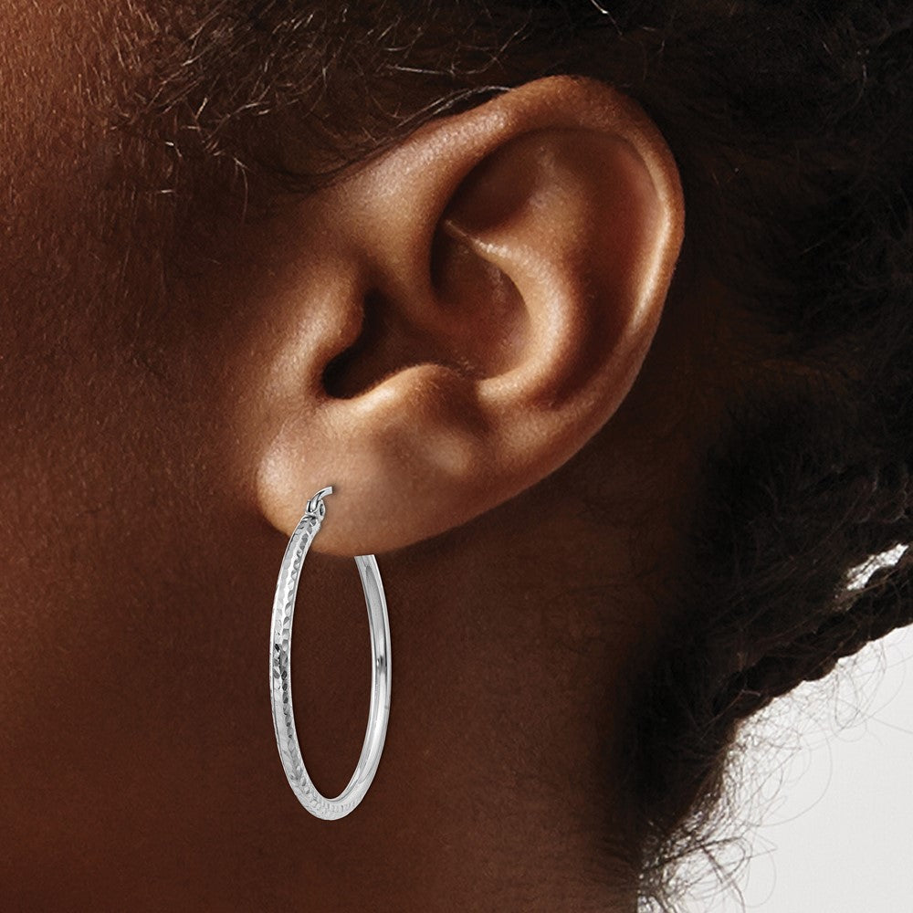 14K Weißgold Diamantiert 2mm Rund Röhre Creolen