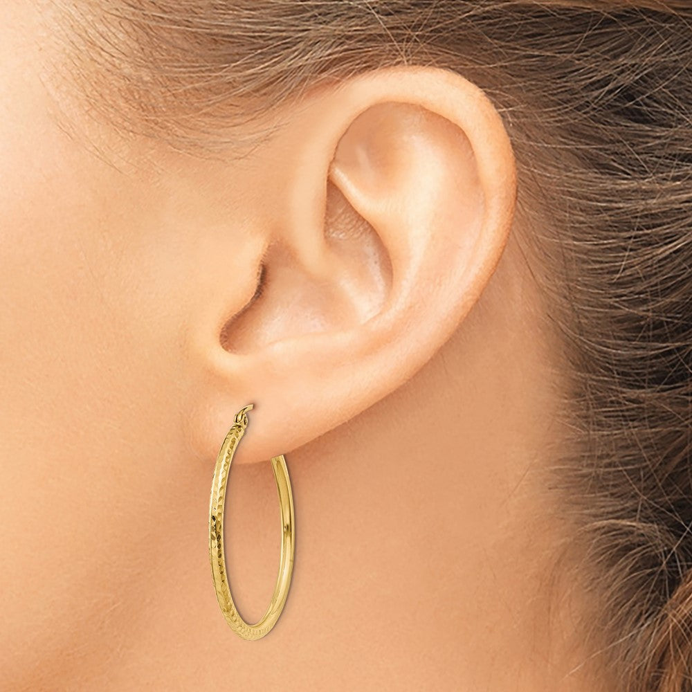 14K Gelbgold Diamantiert 2mm Rund Röhre Creolen