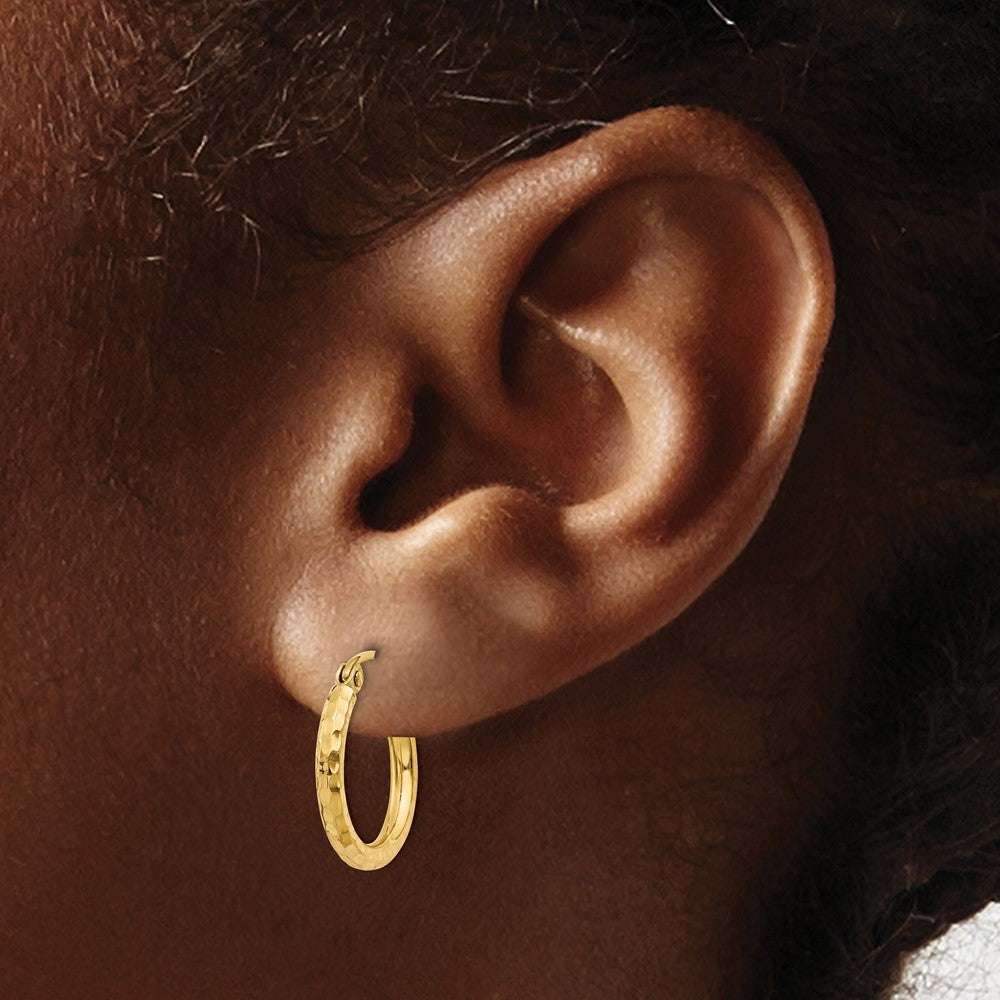14K Gelbgold Diamantiert 2mm Rund Röhre Creolen
