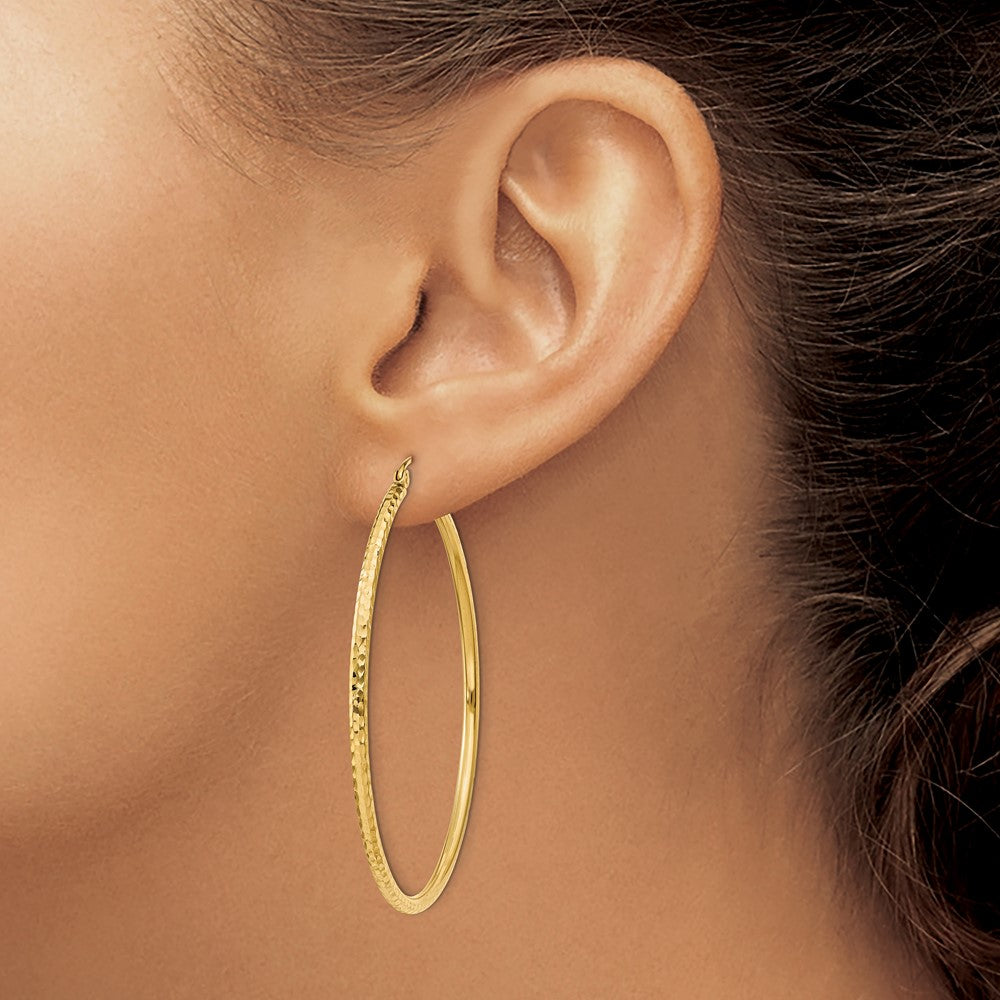 14K Gelbgold Diamantiert 2mm Rund Röhre Creolen