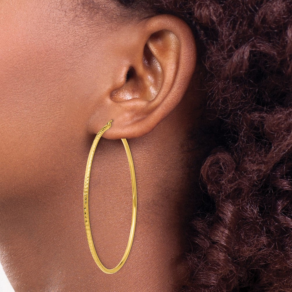 14K Gelbgold Diamantiert 2mm Rund Röhre Creolen