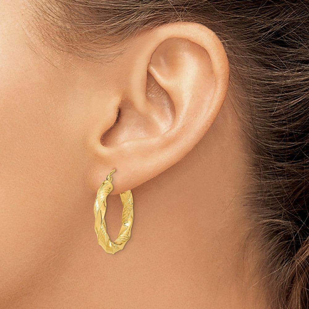 14K Gelbgold Poliert & Diamantiert Gedreht Creolen