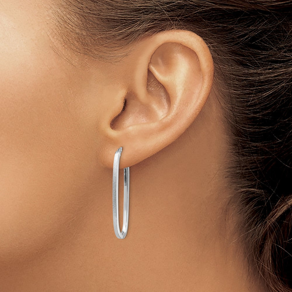 14K Weißgold Poliert & Satiniert 2mm Oval Creolen