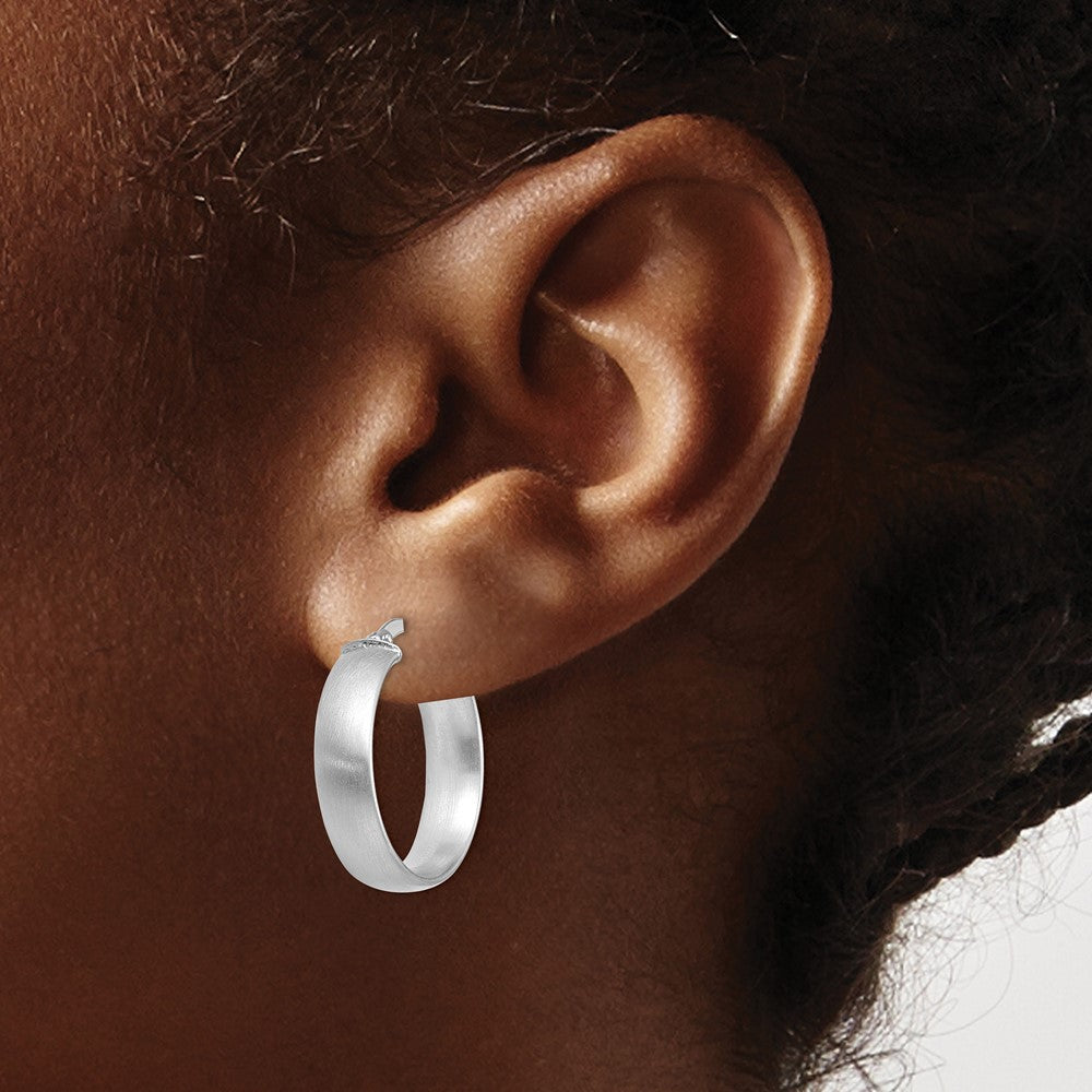 14K Weißgold Klein 5mm Satiniert Creolen
