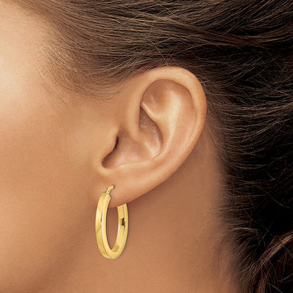 14K Gelbgold Poliert Quadratisch Röhre Oval Creolen