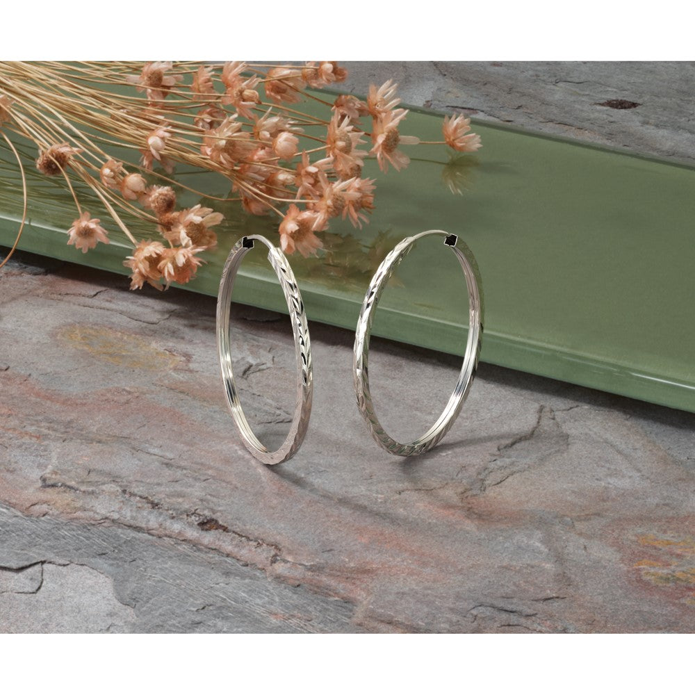 14K Weißgold Diamantiert Quadratisch Röhre Endlos Creolen