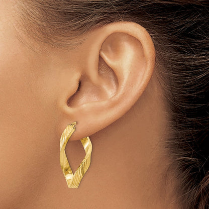 14K Gelbgold Gedreht Strukturiert Oval Creolen