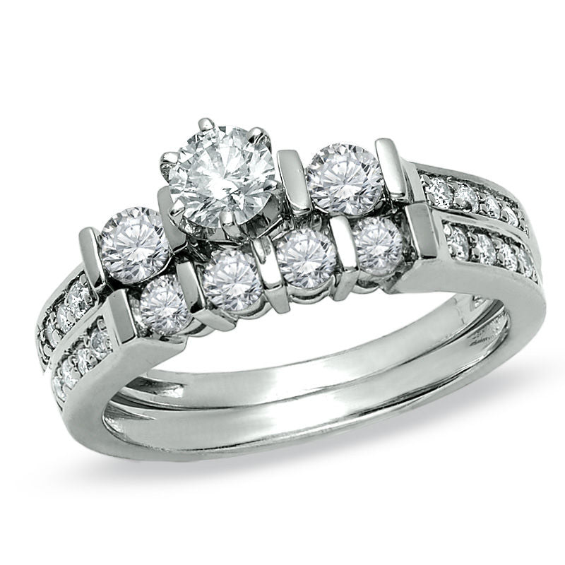 1 ct. Diamant Dreistein-Verlobungsring-Set aus 14K Weißgold
