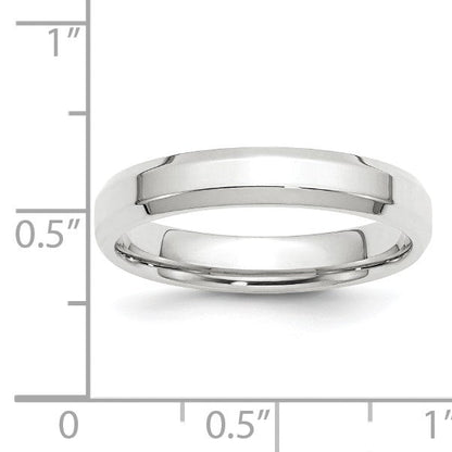 14K Weißgold 4 mm Ehering mit abgeschrägter Kante und Komfort-Passform