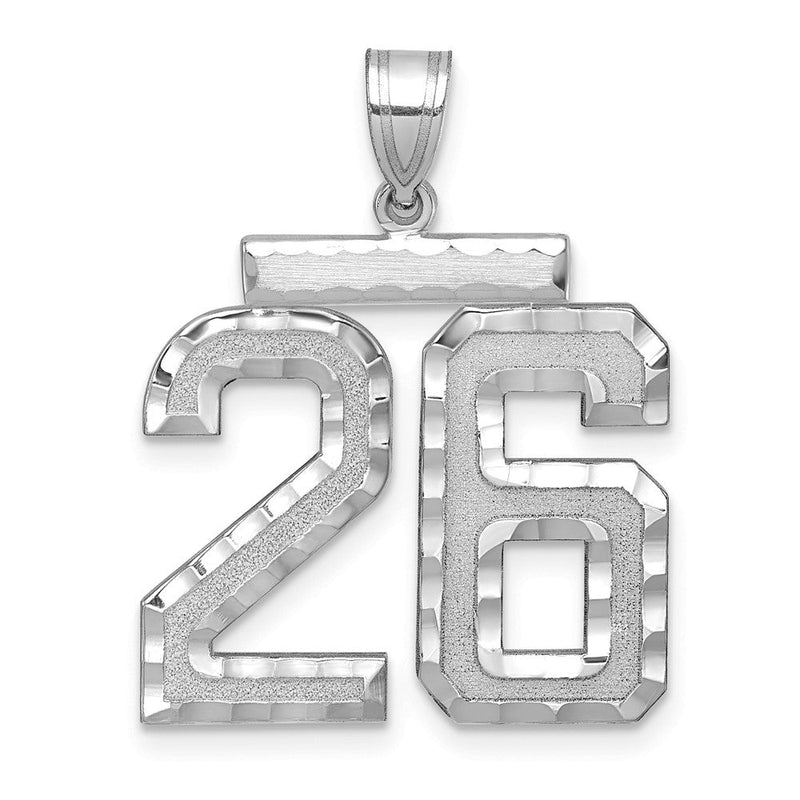14K Weißgold großer gebürsteter Charm mit Diamantschliff-Zahl 26