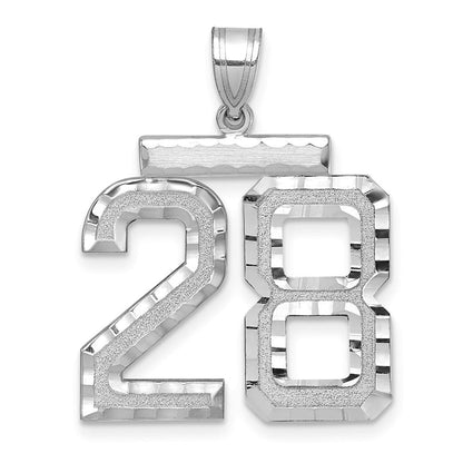 14k Weißgold Großer Gebürsteter Diamantgeschliffener Zahl-28-Charm
