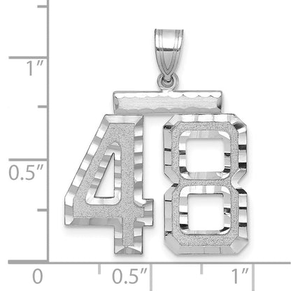 14K Weißgold Großer Gebürsteter Diamantgeschliffener Zahl-48-Charm