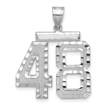 14K Weißgold Großer Gebürsteter Diamantgeschliffener Zahl-48-Charm