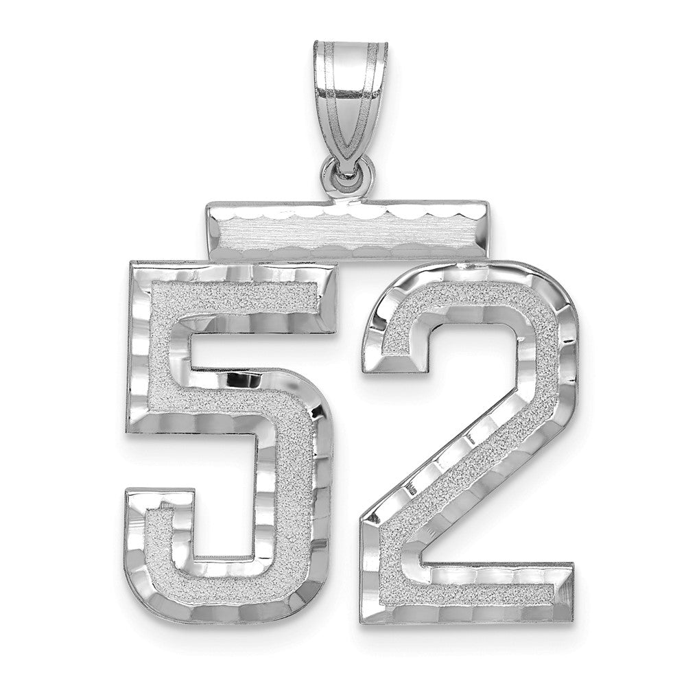 14k Weißgold großer gebürsteter Zahlen-Charm „52“ mit Diamantschliff