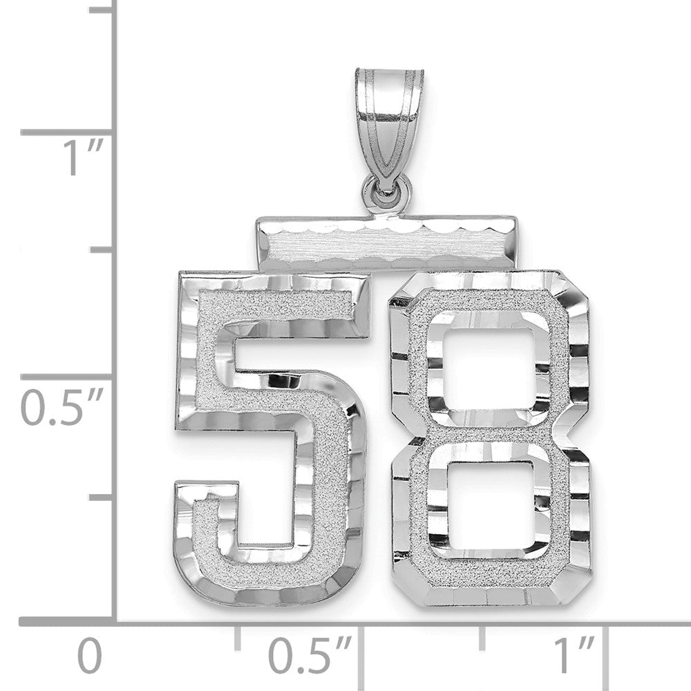 Großer Charm „Zahl 58“ mit Diamantschliff, gebürstet, aus 14K Weißgold