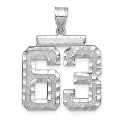 14K Weißgold großer gebürsteter Charm mit Diamantschliff „Zahl 63“