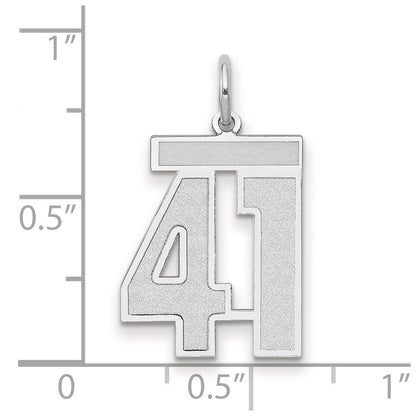 Charm „Zahl 41“ aus 14K Weißgold, matt, mittelgroß
