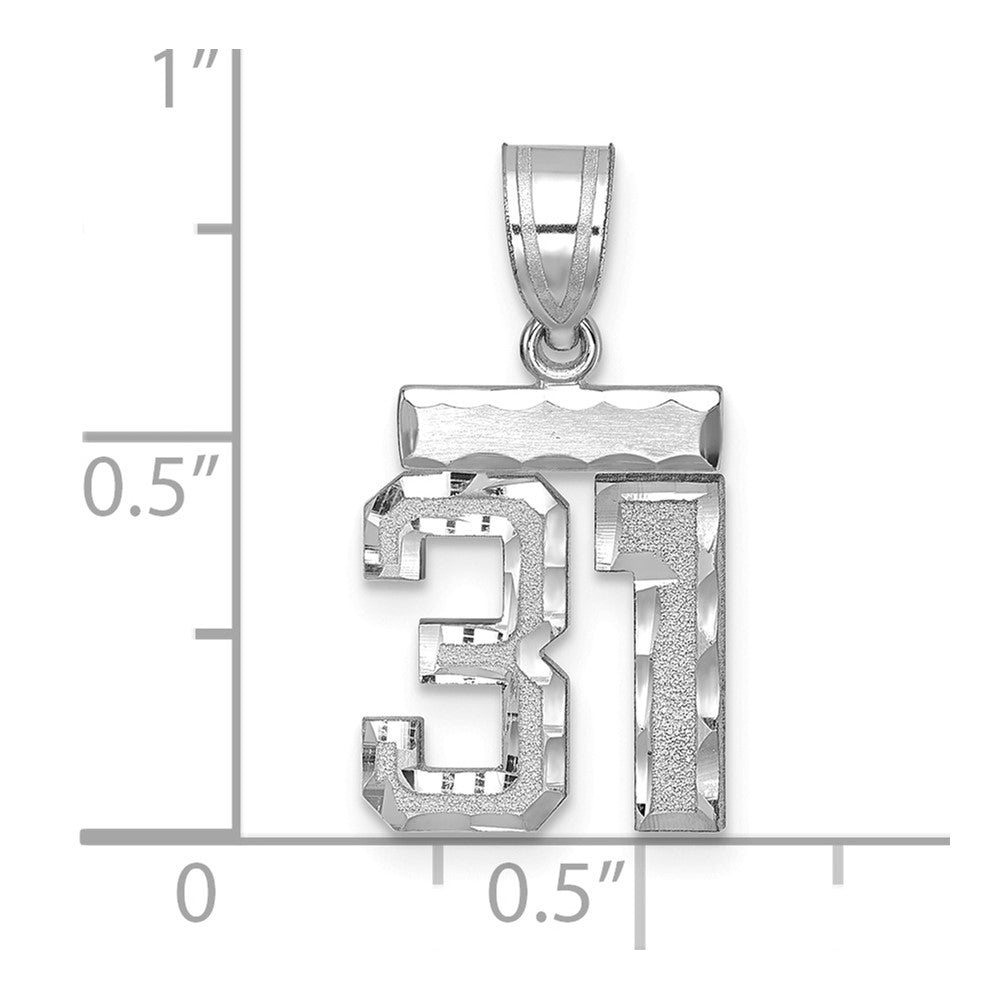 14K Weißgold kleiner gebürsteter Charm mit Diamantschliff „Zahl 31“