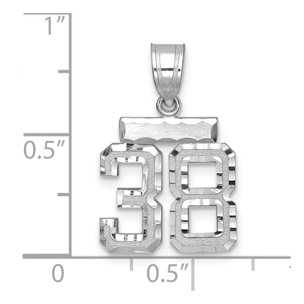 14K Weißgold kleiner gebürsteter Charm mit Diamantschliff Zahl 38