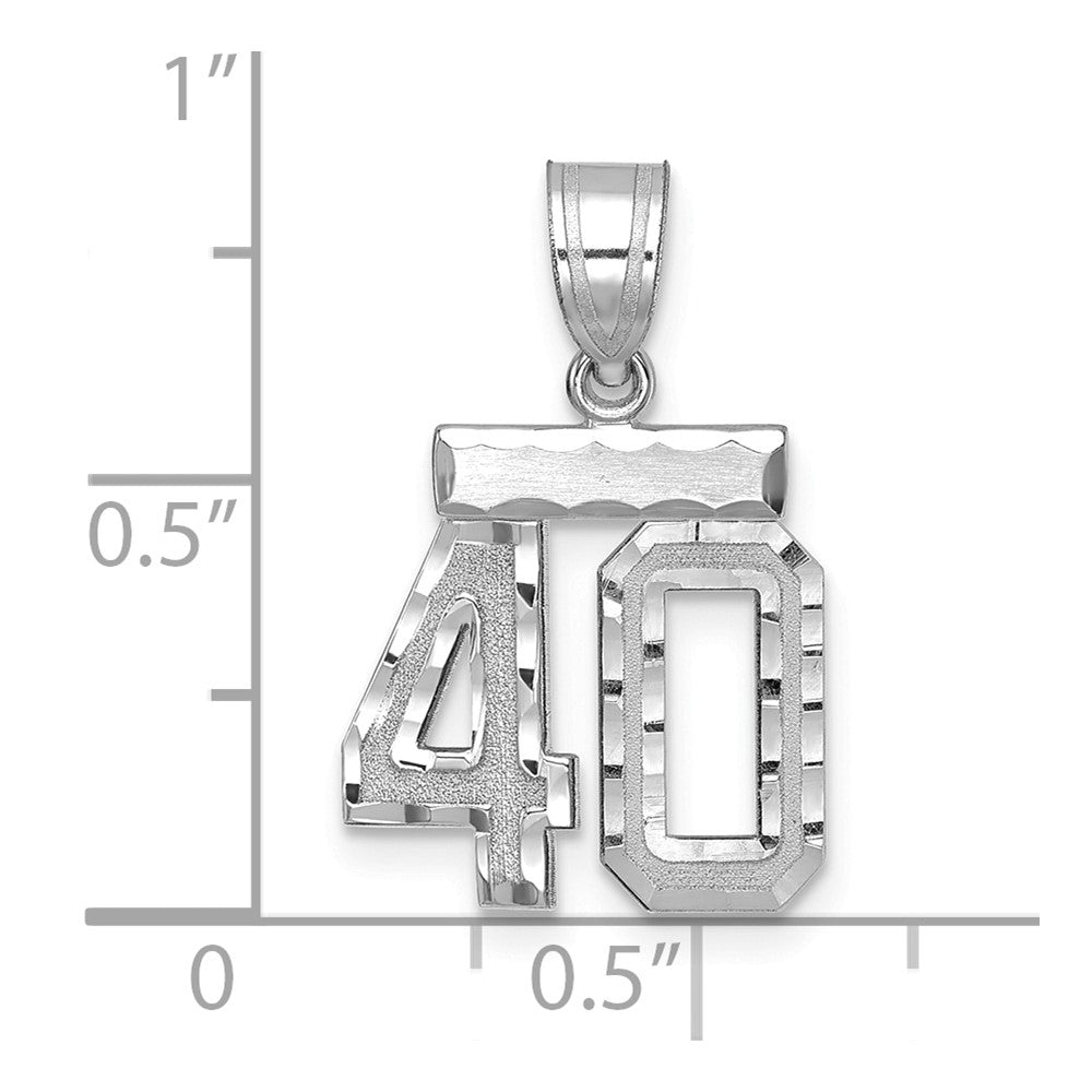 14K Weißgold kleiner gebürsteter Charm mit Diamantschliff „Zahl 40“