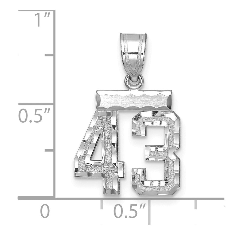 14K Weißgold Kleiner Gebürsteter Diamantgeschliffener Zahlen-Charm "43