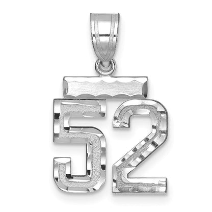 14K Weißgold Kleiner Gebürsteter Diamantgeschliffener Zahl-52-Charm