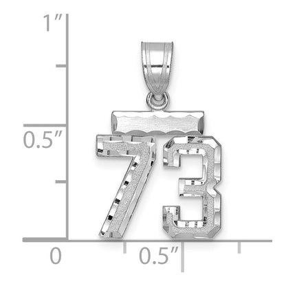 14K Weißgold kleiner gebürsteter Charm mit Diamantschliff „Zahl 73“