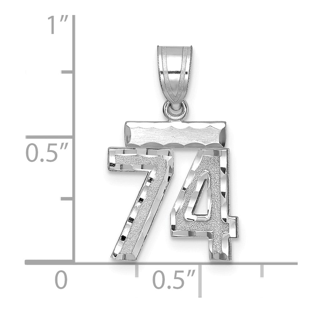 14K Weißgold Kleiner Gebürsteter Diamantierter Zahl-74-Charm