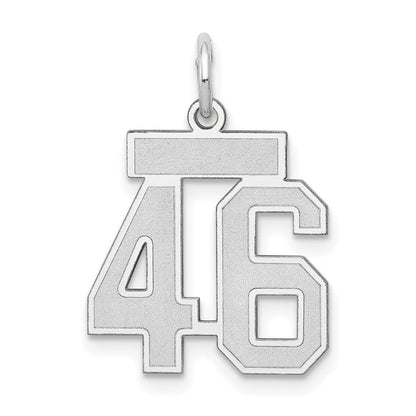 14K Weißgold Kleiner Satin-Charm „Zahl 46“