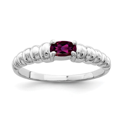 Massivring aus 14K Weißgold mit 5x3mm ovalem simuliertem Rhodolith-Granat