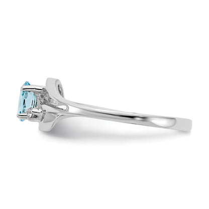 14K Weißgoldring mit ovalem blauem Topas (5 x 3 mm) VS und echten Diamanten
