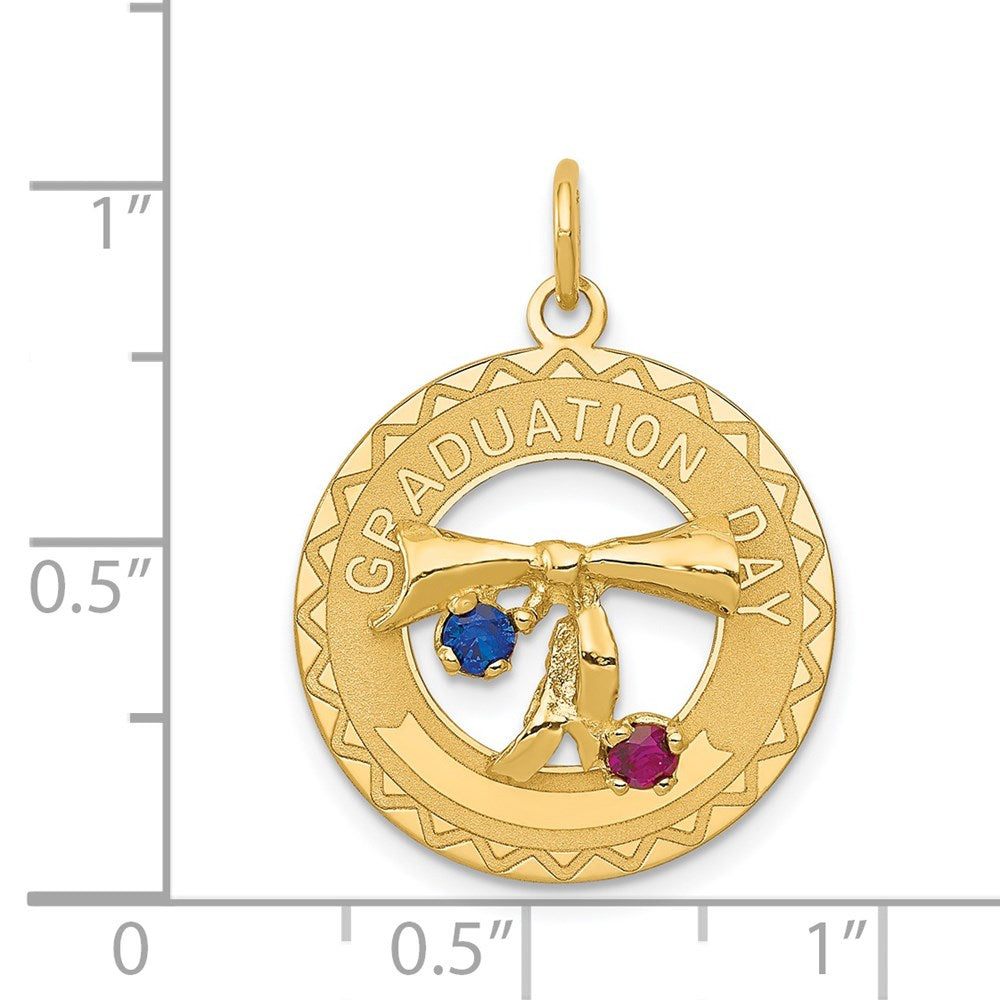 14K Gelbgold Charm „Graduation Day“ mit synthetischen Steinen
