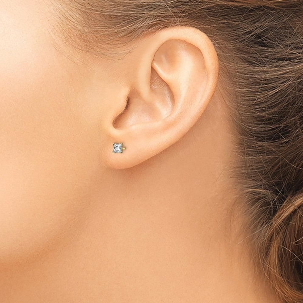 14K Diamant-Ohrstecker im Princess-Schliff in AA-Qualität