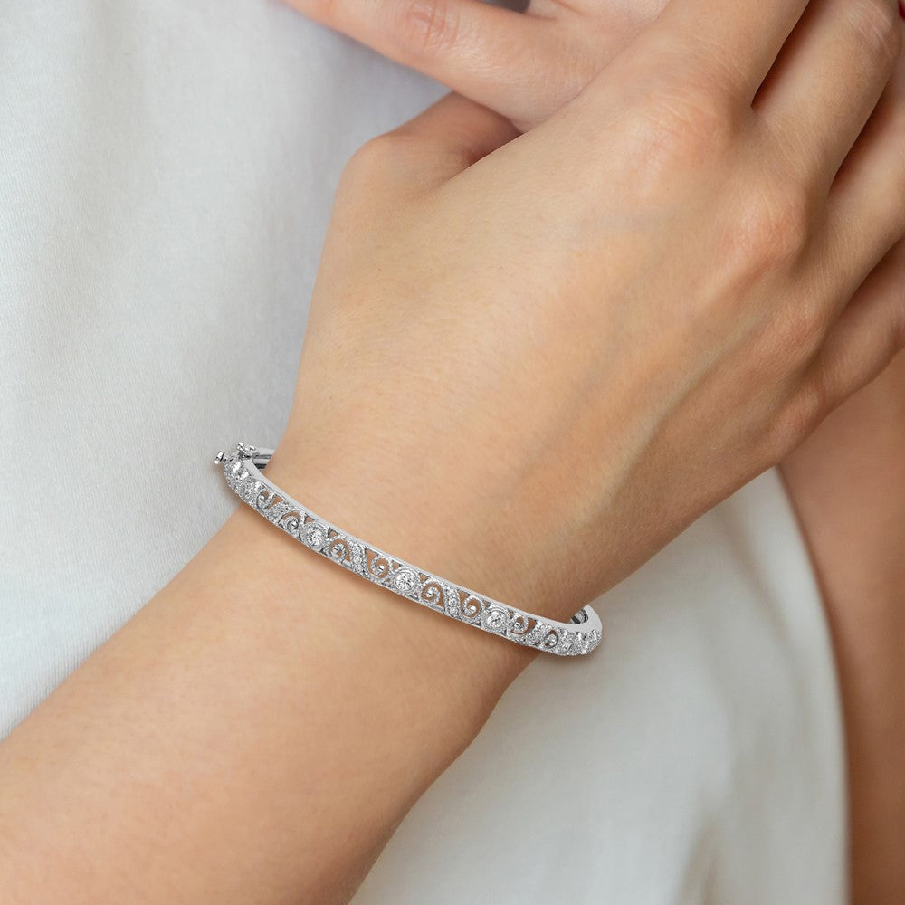 14K Weißgold Wirbel Design Komplett 3/4 Karat Aaa Diamant Klappbar Oval Armreif Armband