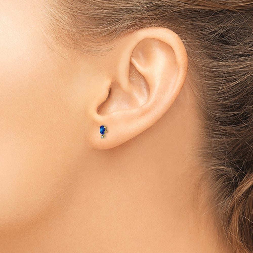 14K Ohrringe mit Diamant und Saphir-Geburtsstein