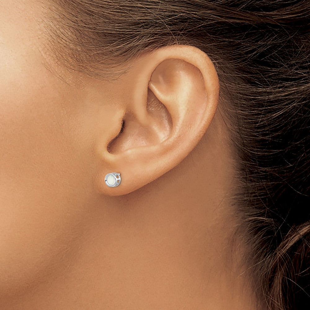 14K Weißgold 4mm Oval Zargenfassung October/opal Ohrstecker