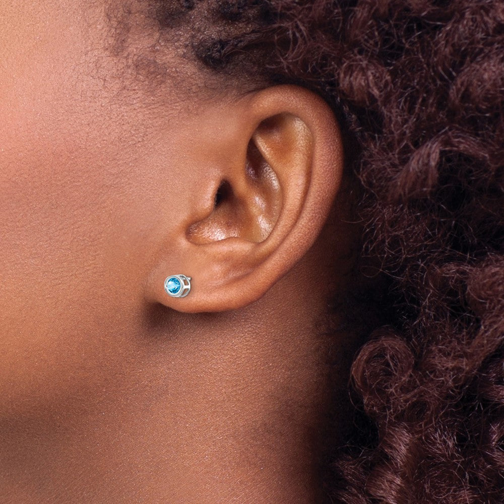 14K Weißgold 4mm Blautopas December Ohrringe