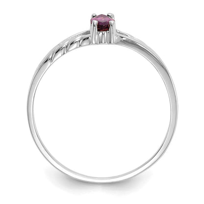 Ring aus massivem 14K Weißgold mit simuliertem Rhodolith-Granat-Geburtsstein