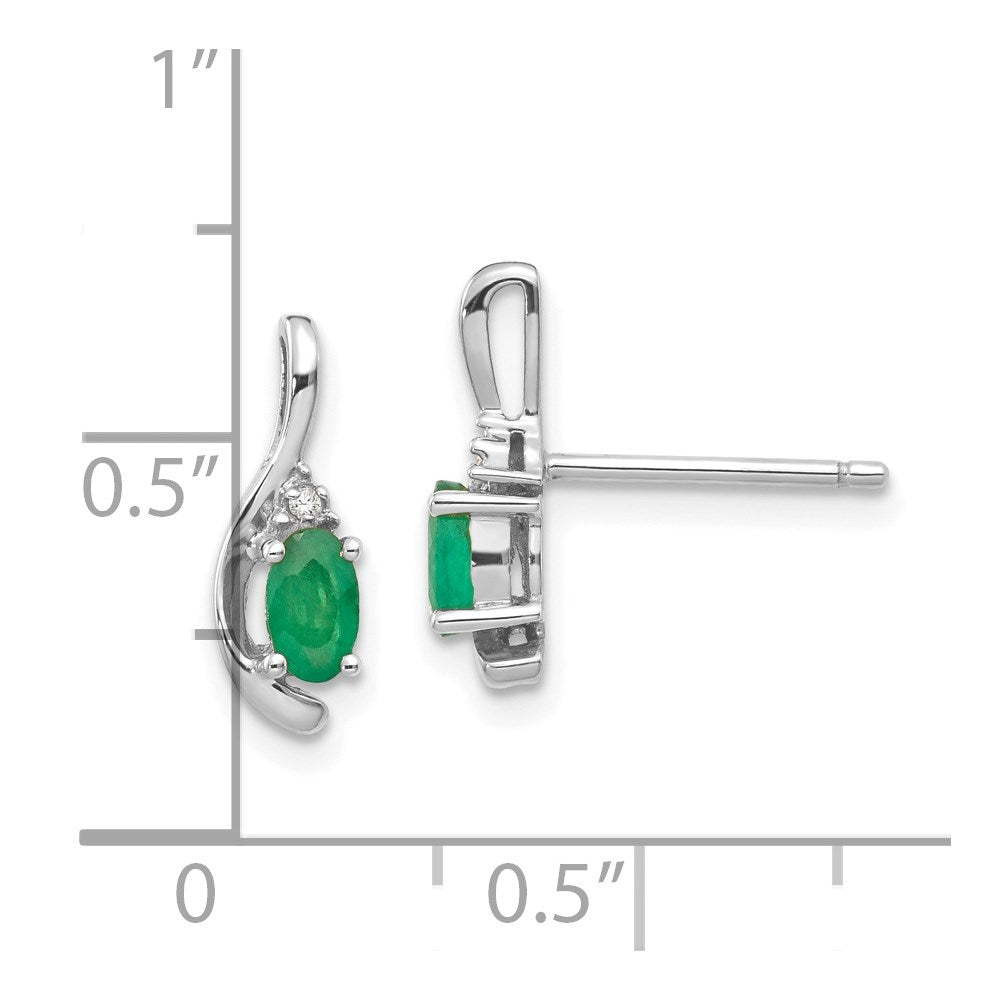 14K Weißgold Smaragd- und Diamant-Ohrstecker