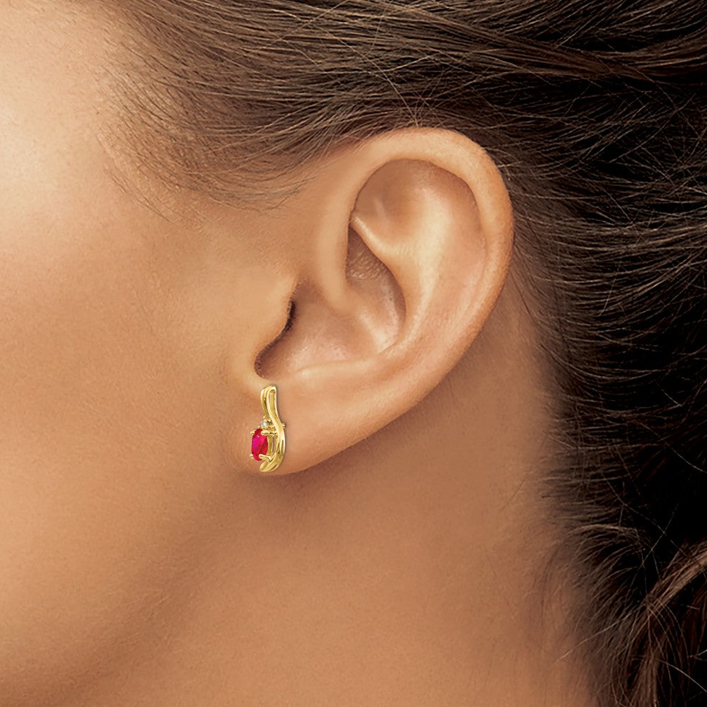 14K Gold Rubin- und Diamant-Ohrstecker