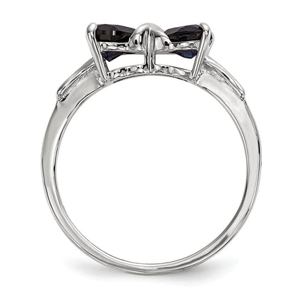 14K Weißgold Ring mit poliertem synthetischem Saphir in Schleifenform