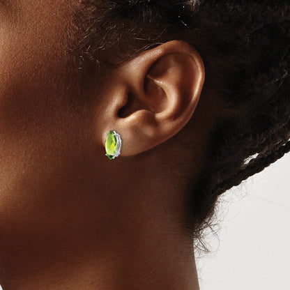 14K Weißgold Ohrstecker mit Peridot-Marquise, 10 x 5 mm