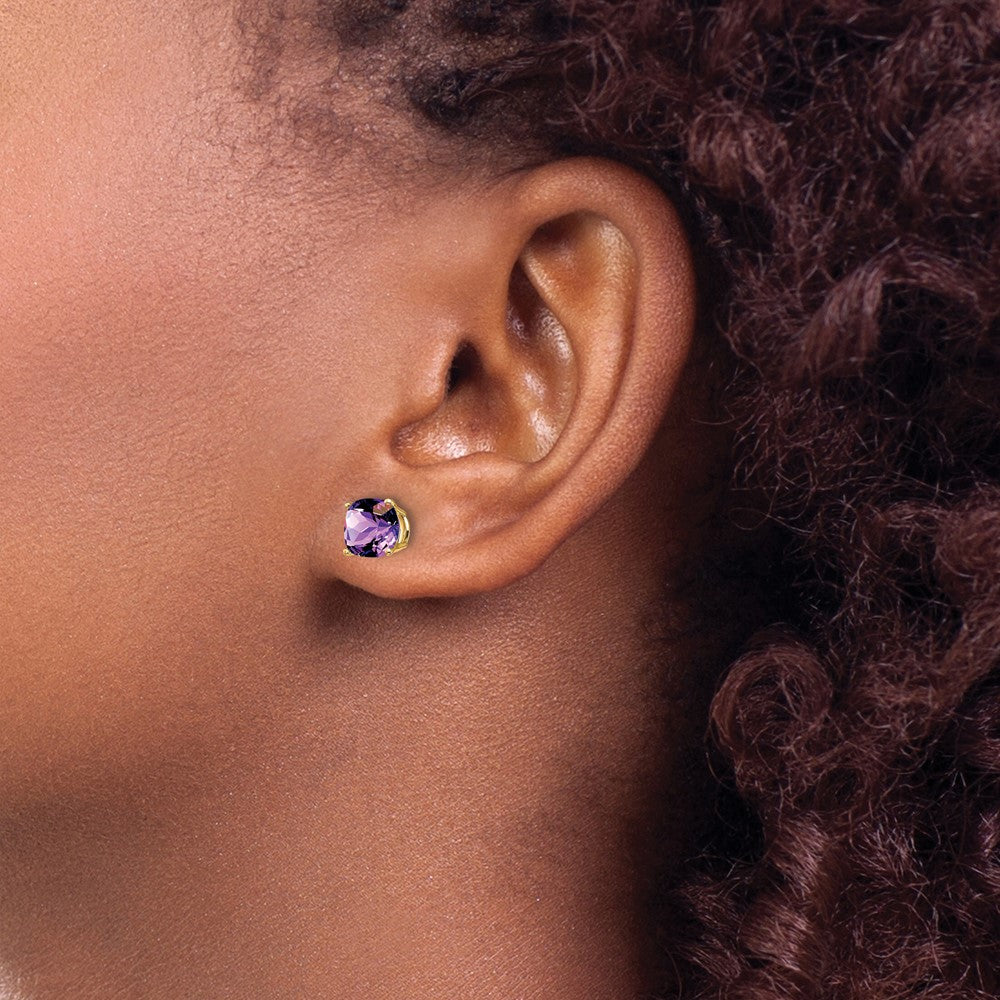 14K Gelbgold Ohrringe mit 6x6 mm Kissenschliff-Amethyst im Schachbrettschliff
