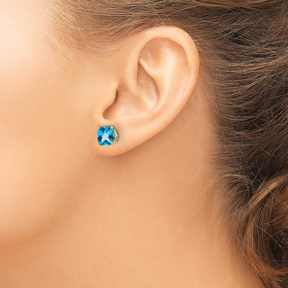 14K Gelbgold Ohrringe mit 7x7 mm Blautopas im Kissenschliff und Schachbrettschliff
